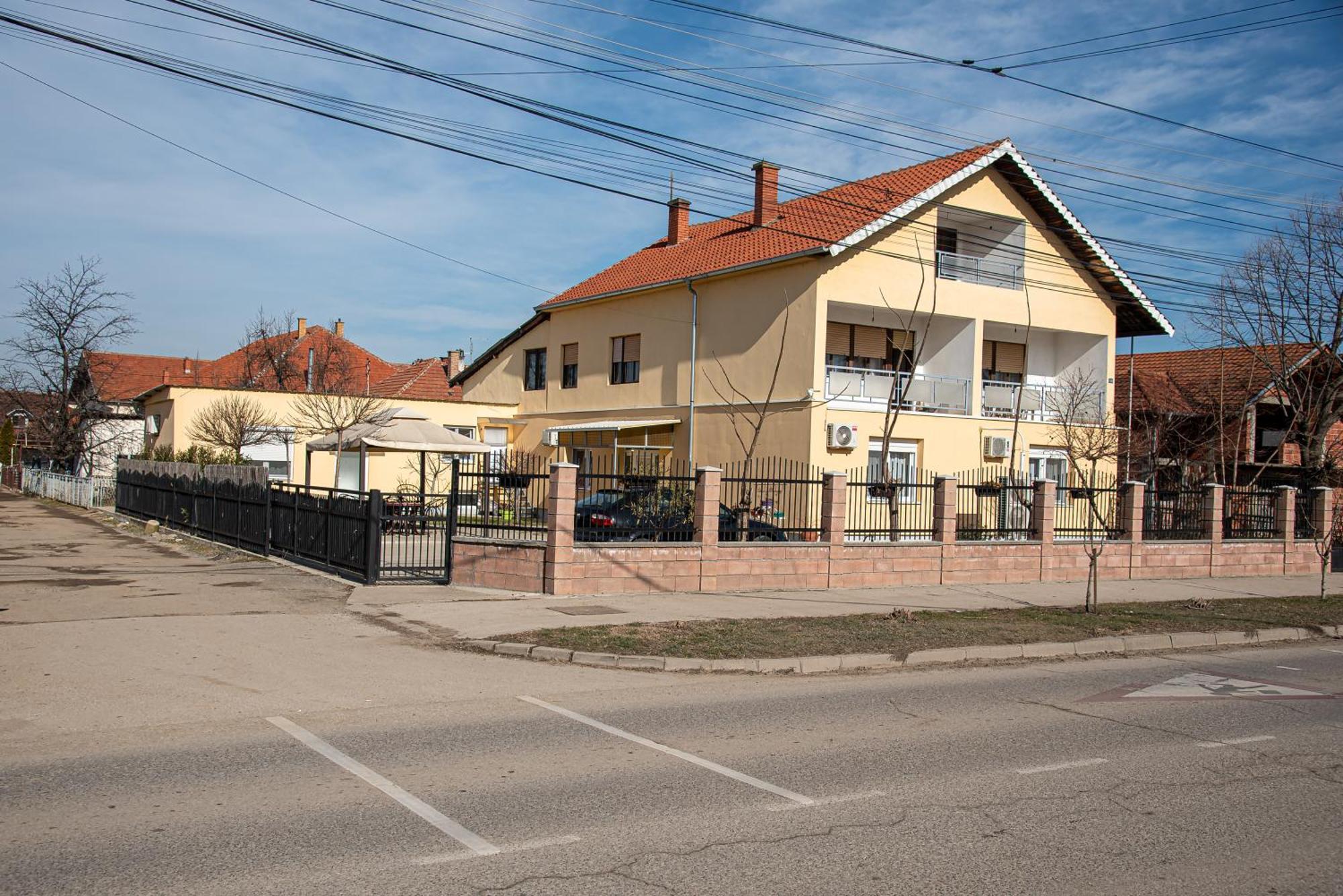Apartments Kuca Aleksic Nis Luaran gambar