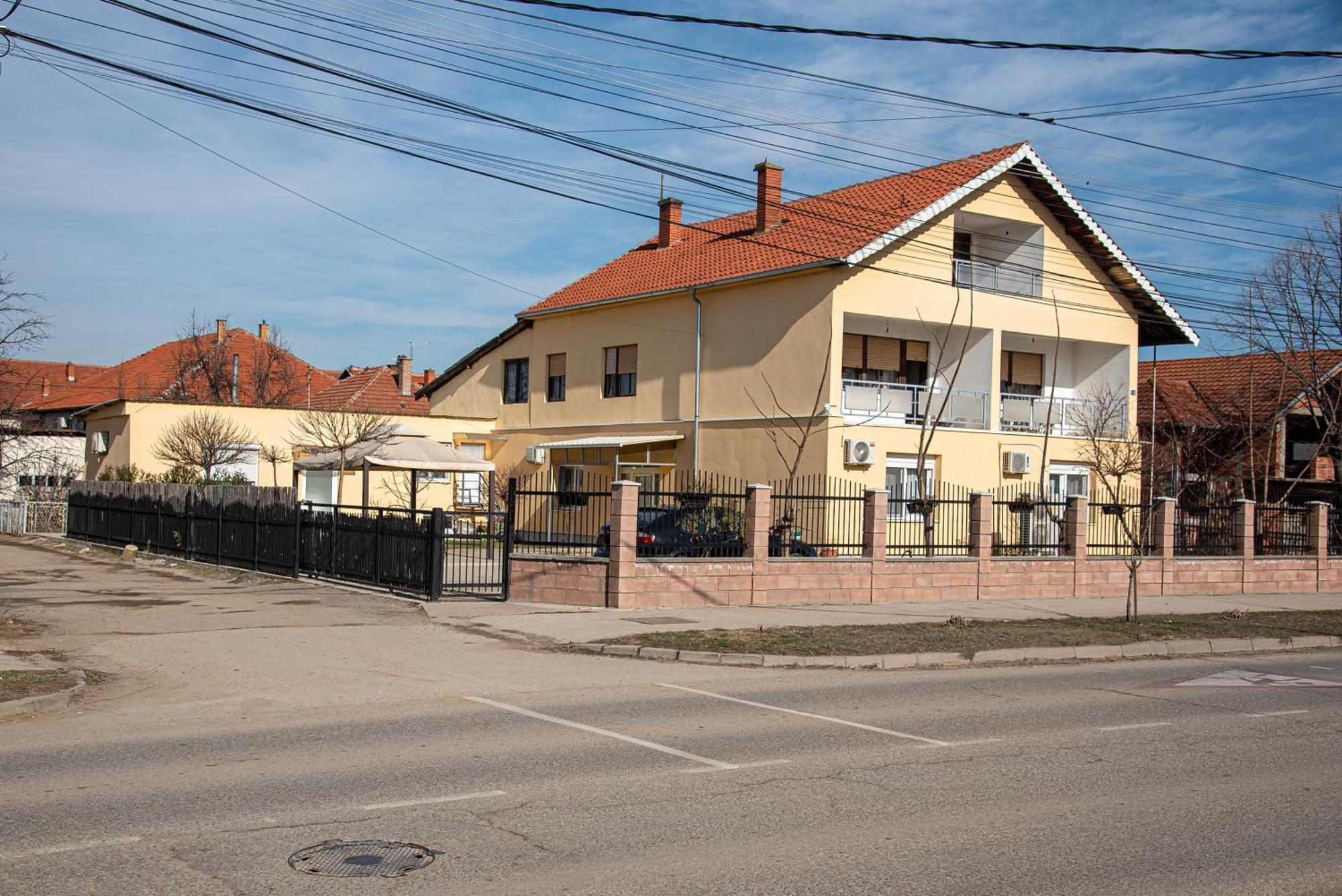 Apartments Kuca Aleksic Nis Luaran gambar