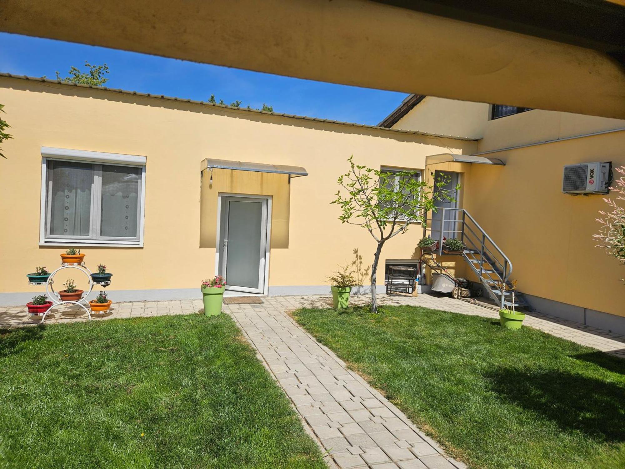 Apartments Kuca Aleksic Nis Luaran gambar