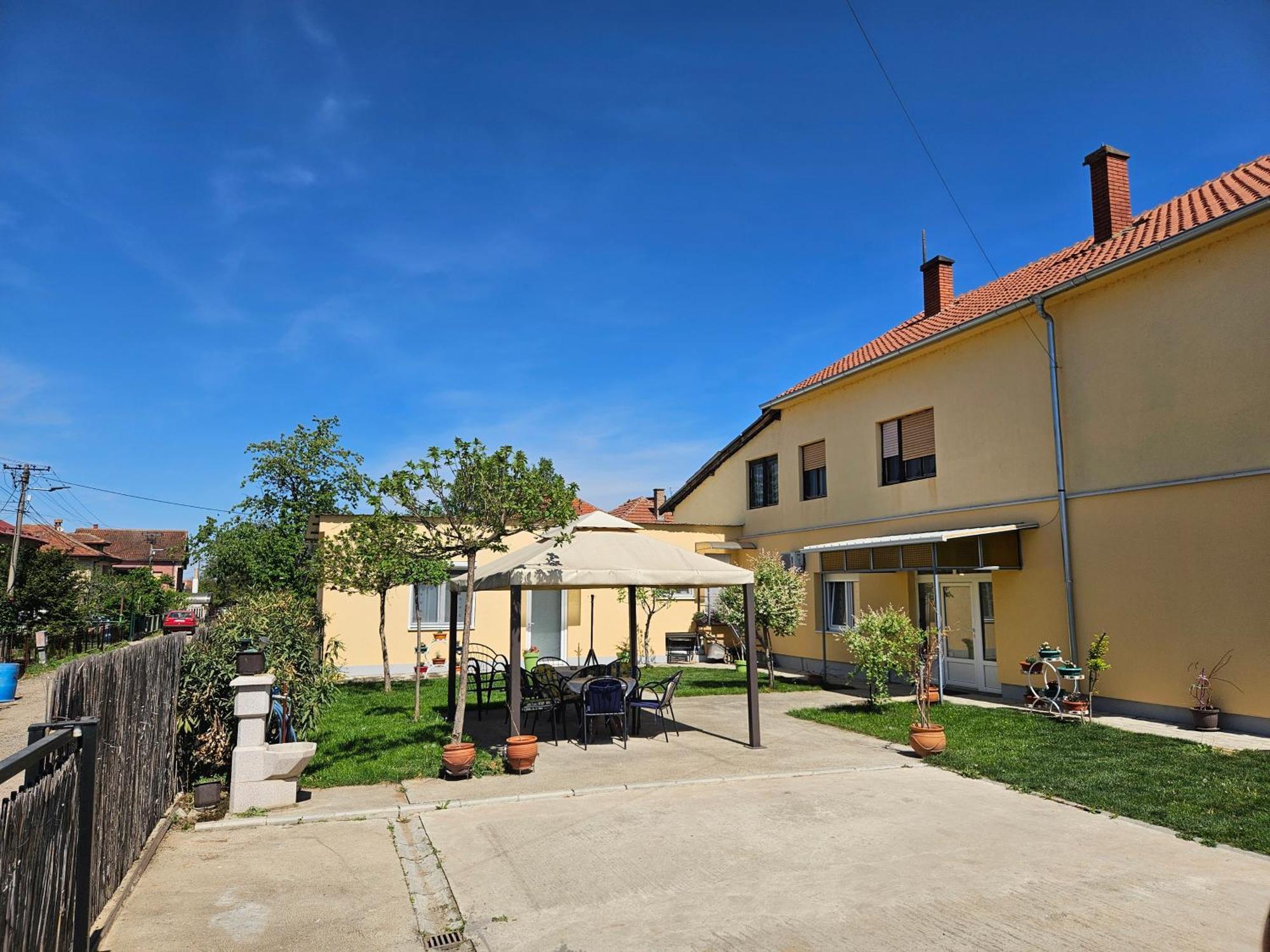Apartments Kuca Aleksic Nis Luaran gambar