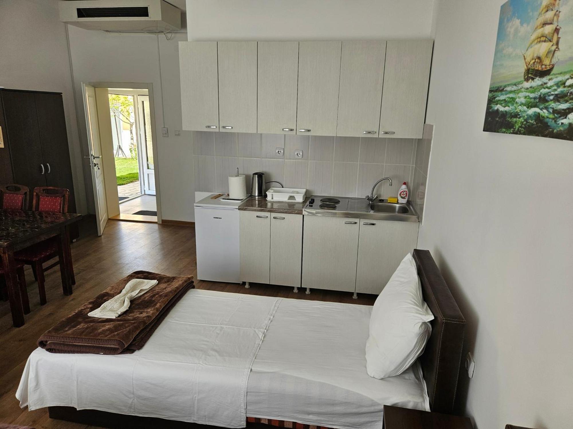 Apartments Kuca Aleksic Nis Luaran gambar