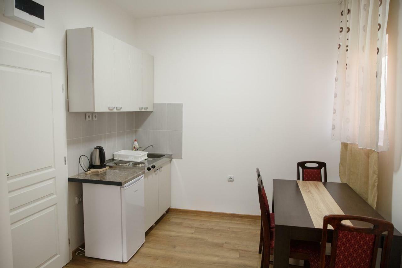Apartments Kuca Aleksic Nis Luaran gambar
