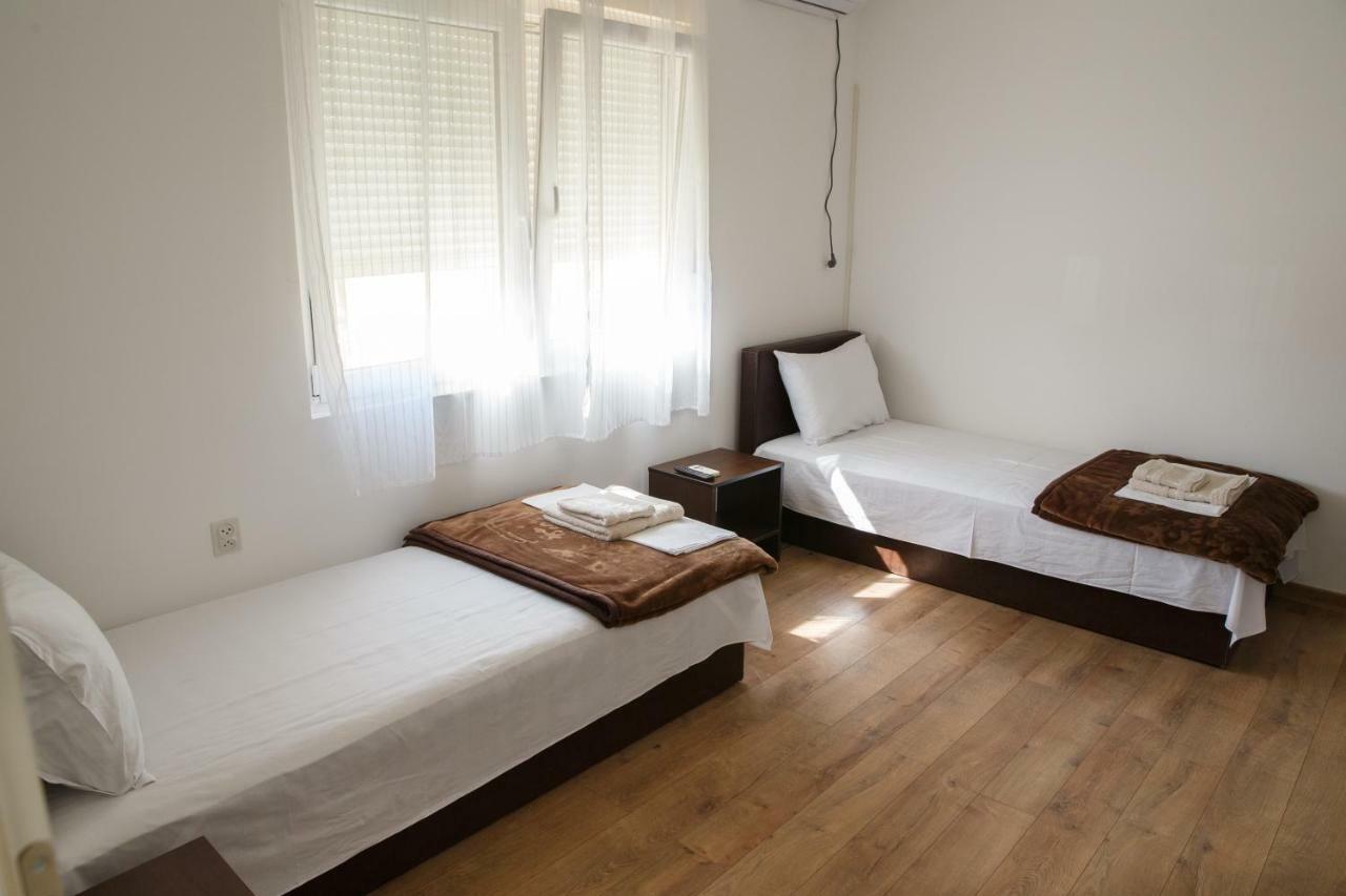 Apartments Kuca Aleksic Nis Luaran gambar